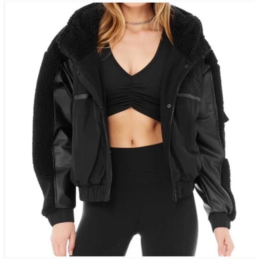 Alo Womens Sherpa Utility Gear OVERSIZE Jacket XS Black  Hooded C
